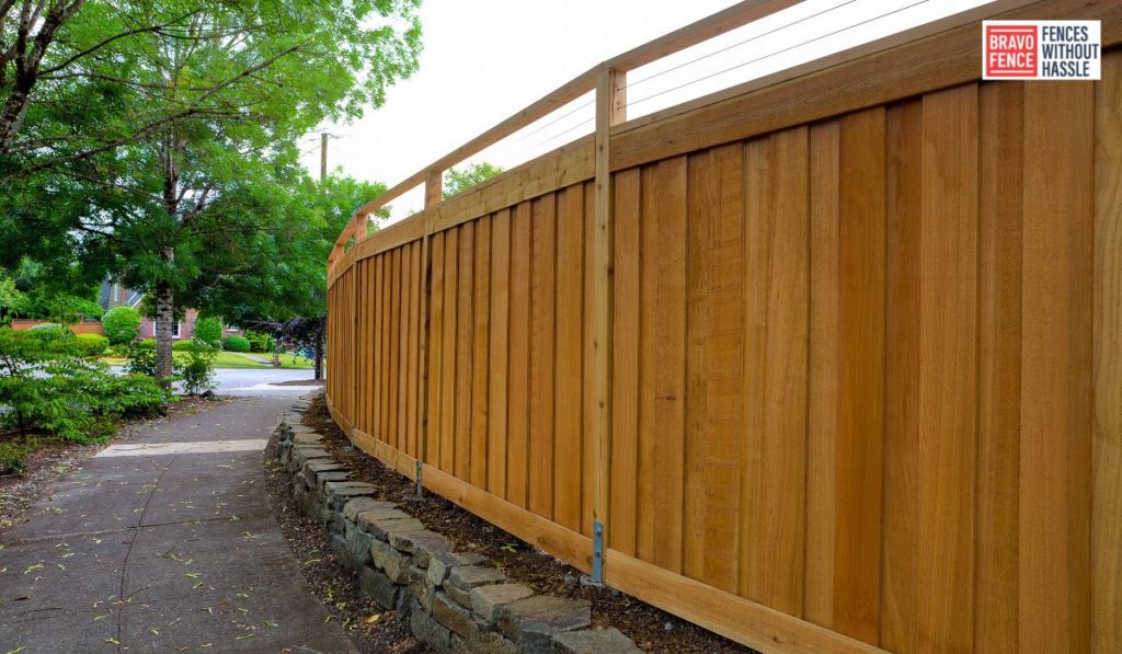 HOW TO INSTALL A PRIVACY SCREEN ON A WOOD FENCE