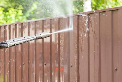 Clean A Vinyl Fence: Restore The Beauty Of Your Property