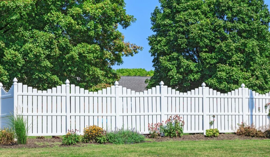 Vinyl Fencing