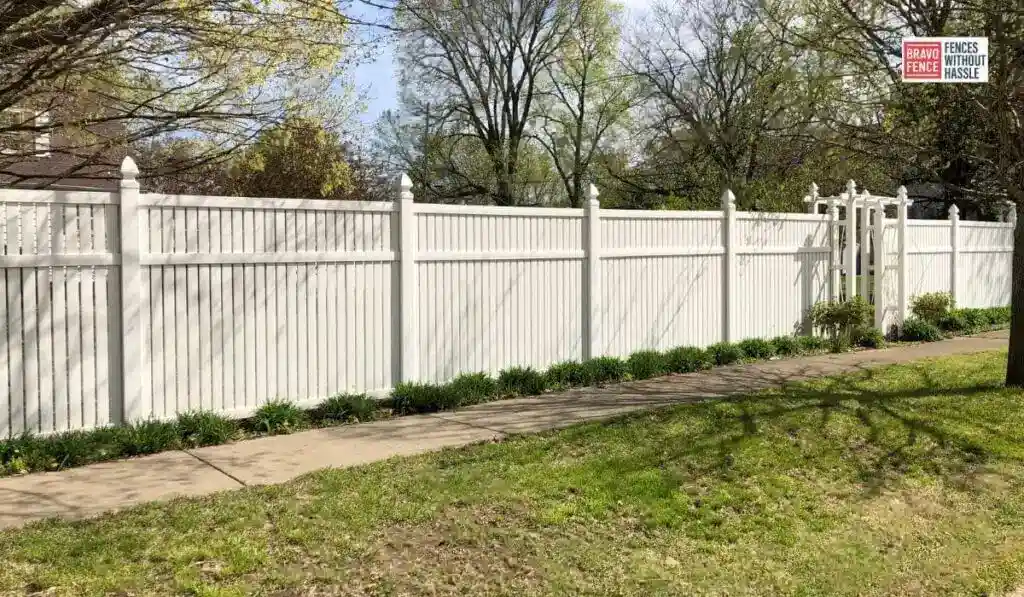 Expert Vinyl Fence Repair Services