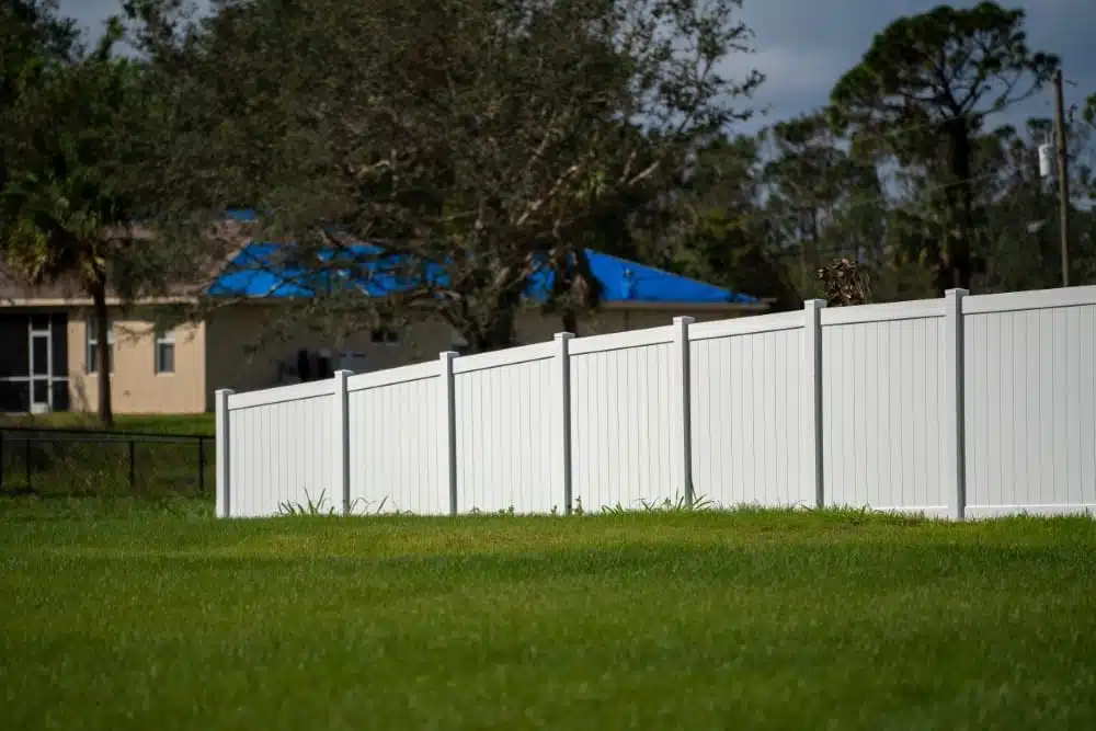 pvc fence installer