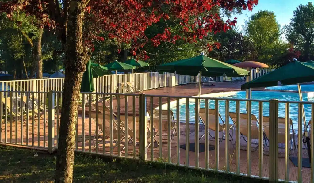 Benefits of a Steel Pool Fence