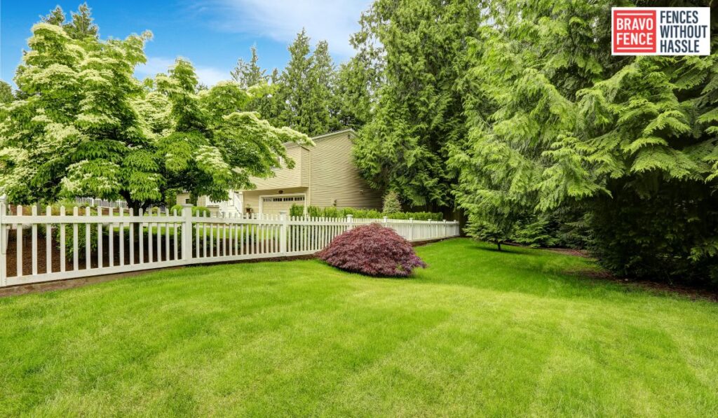 Installing a Front Yard Fence