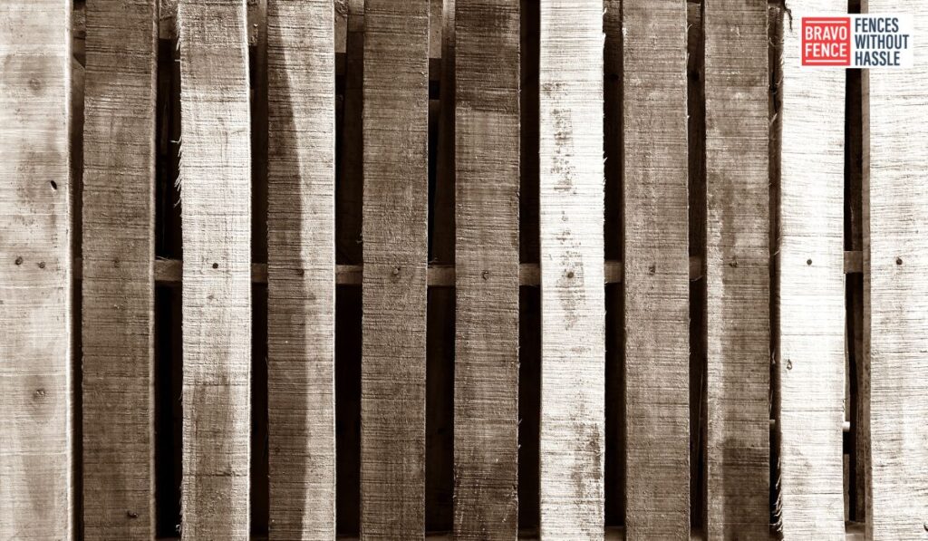 Build A Wood Pallet Fence To Close Your Property