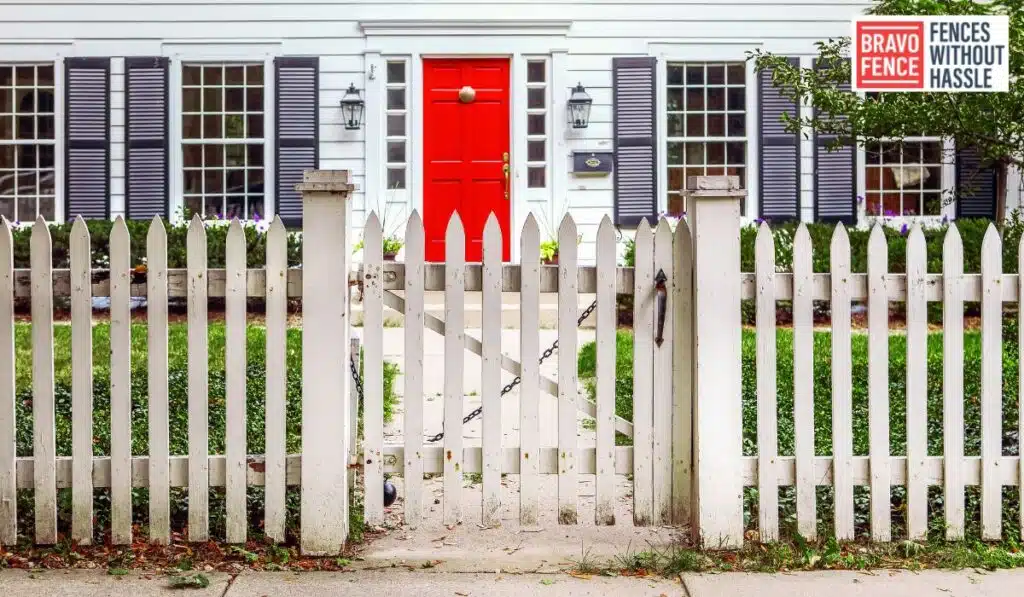 Homeowners: Fencing Can Give Your Property a Hidden Edge