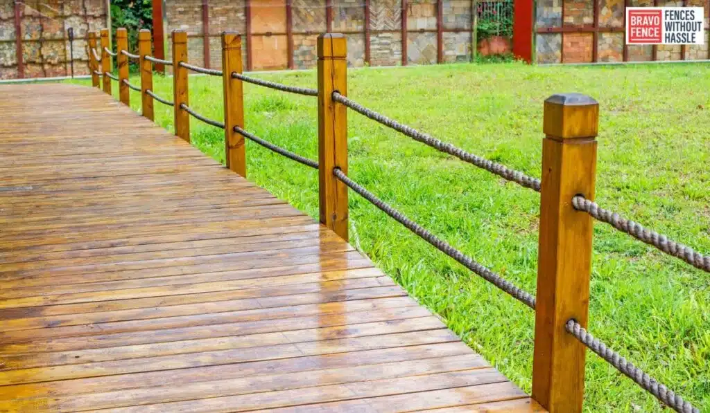 fence staining company